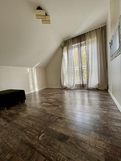 Kinderzimmer/Büro OG