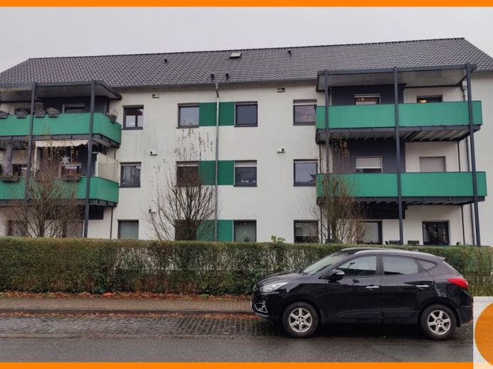 Frisch renoviert 3 ZKB im EG und energetisch top! Neues Dusch-Bad und ein großer BALKON! – Foto 1