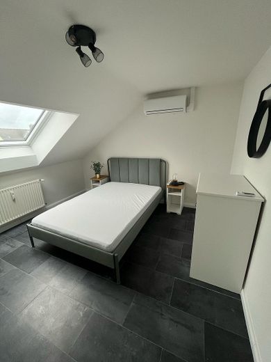 Schlafzimmer02