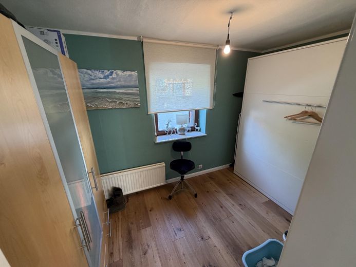 *Gegen Gebot*Bauernhaus / Hofreite  mit Nebengebäude* – EG Zimmer 2
