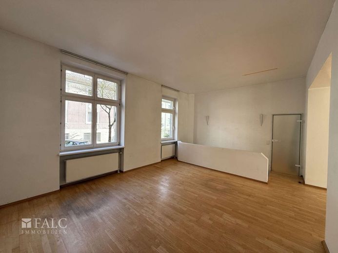 Rüttenscheider Perle: Souterrain-Wohnung. Platz, Lage und Komfort vereint – Bild 11