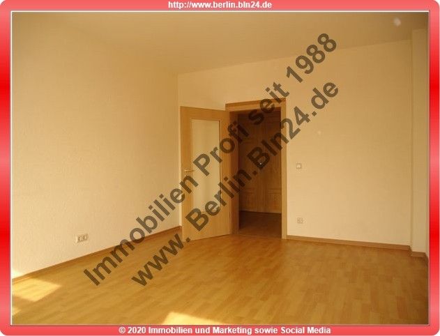 - saniert und günstig 2er WG geeignet – Schlafzimmer