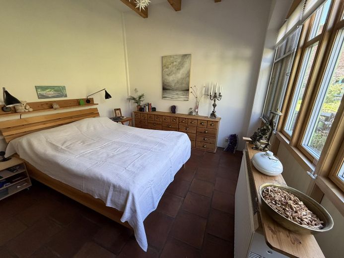 खुले नज़ारों के साथ जीवन – Schlafzimmer Erdgeschoss