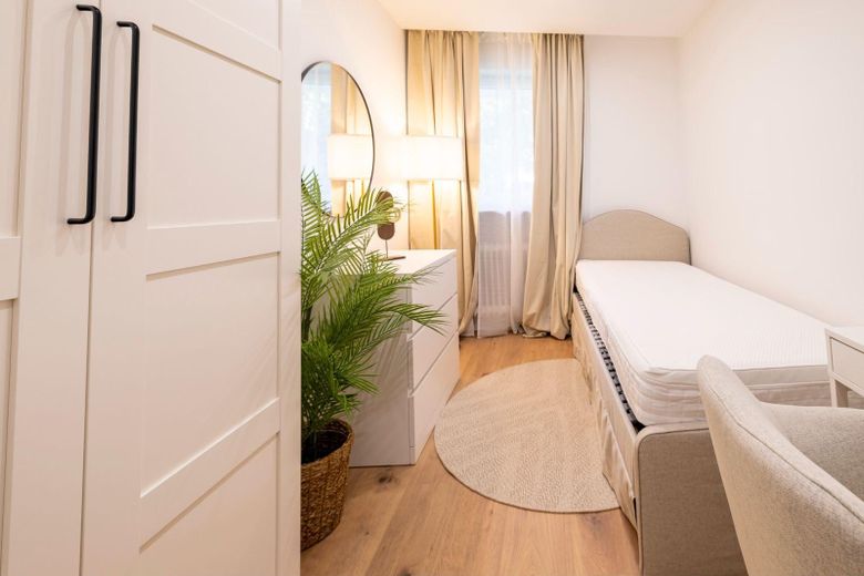 Furnished 5-room shared apartment in Munich with spacious rooms and modern features – Foto 15