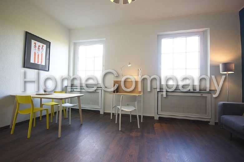 Modern und stilvoll gestaltete Wohnung in einer Altbauvilla auf einem parkähnlichen Grundstück Nähe Kemnader Stausee. – aff79050addf5cc77f1c350a3ef5f5e8b18686a0.jpg