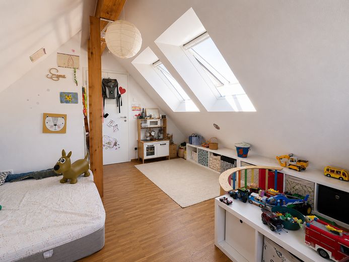 Moderna maisonette di 4 locali con ampia terrazza sul tetto nel centro del paese – Foto 21