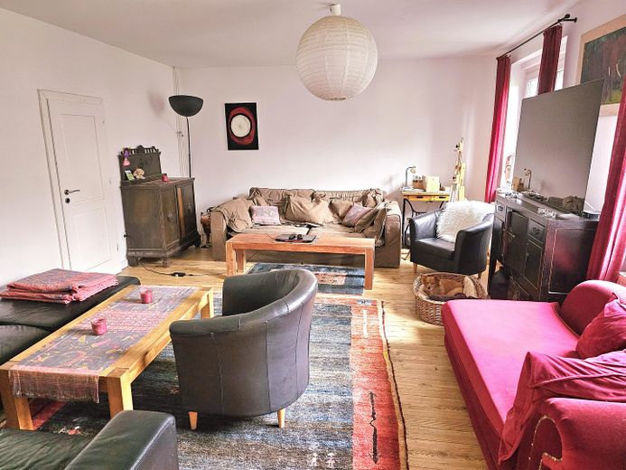 Tu sueño de tener un caballo en casa se hace realidad – Wohnzimmer EG