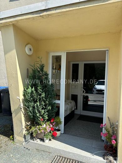 26722 HomeCompany सुसज्जित/Furnished कमरा 3-व्यक्ति साझा अपार्टमेंट में, Bad Elster में Medfachschule के पास – 87419a60844da1412cd6cf9dd6b1ffc4ca4b0a00.jpg