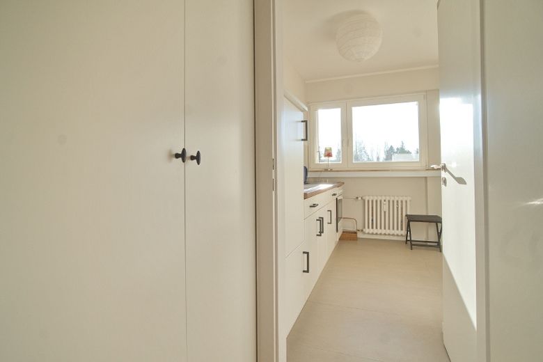 Tam donanımlı daire, geniş balkon ve güzel manzaraya sahip, cazip bir konut bölgesinde, iyi park imkânları, eski şehre yürüme mesafesinde – ea168390c2510ec35107827afd0727c885021ea5.jpg