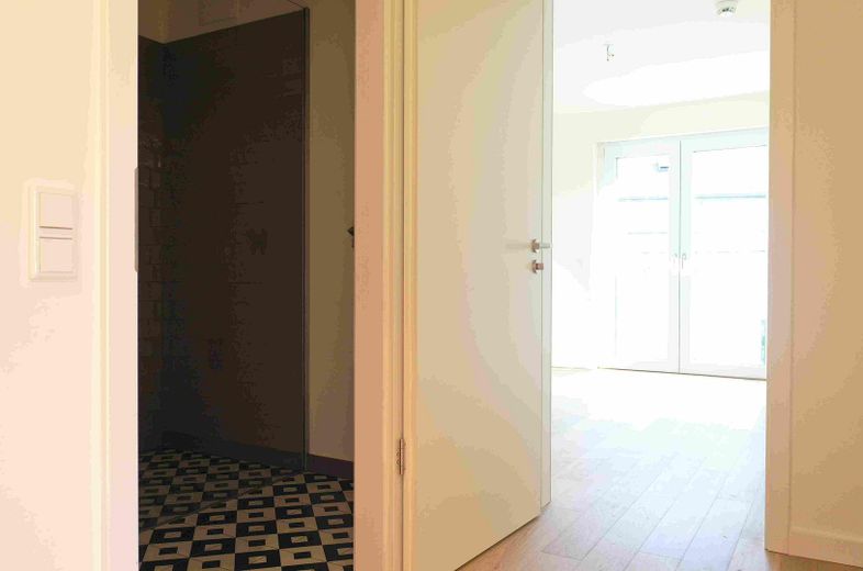 Exklusive 3,5-Zimmer-Wohnung mit Balkon und Tiefgarage in München-Sendling – Foto 8