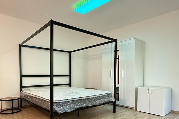 Beautiful 1-Room Apartment with Balcony and Parking Space, Furnished, for Rent in Lengfeld near the University Hospital