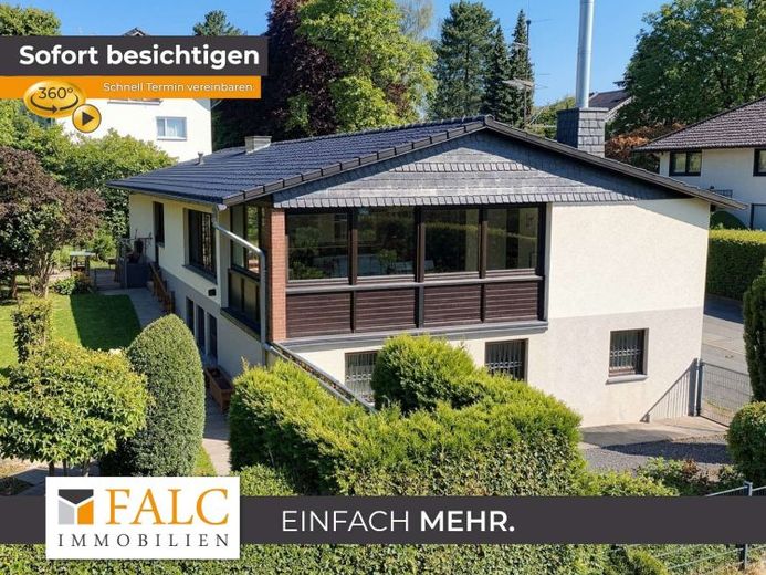 Im Herzen von Neunkirchen-Seelscheid – Charmanter Bungalow mit Wintergarten & großem Garten – Foto 1