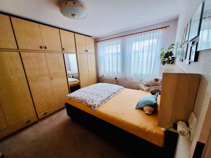 السكن في شلوس-كمنتس - مشرق، قليل العوائق، وسط الطبيعة الخضراء – Schlafzimmer