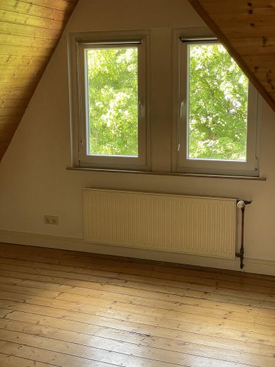Charmantes Einfamilien-Endreihenhaus mit Garten in stadtnaher und ruhiger Lage – Kinderzimmer 2.OG vorne