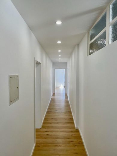 Edificio residencial multifamiliar renovado, 5,5 % de rentabilidad, casco antiguo de Landau, 4 unidades, dividido en régimen de propiedad horizontal, sin comisión – Foto 3
