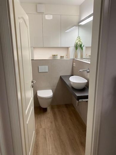 Gäste-WC 1