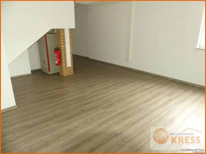 Ladenlokal in Schlüchtern Innenstadt, ebenerdiger Zugang, große Schaufensterfläche incl. Teeküche – Bild 9