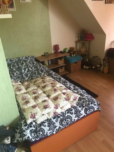 Schlafzimmer 2