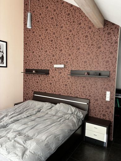 Casa moderna con un gran jardín – Elternschlafzimmer