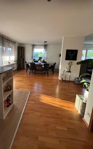Schöne gemütliche Wohnung mit hochwertiger Aussattung – Foto 1