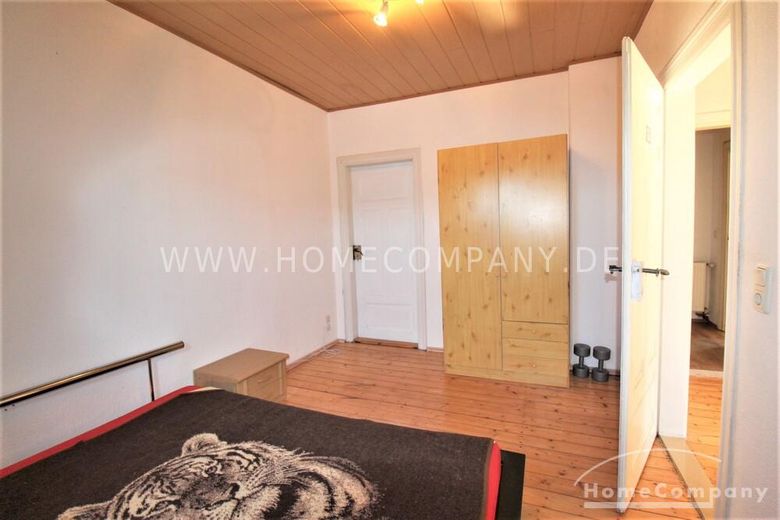 19635 HomeCompany Möbliert/Furnished Hübsche große Altbauwohnung mit Holzfußboden in Meißen Mansardgeschoß! max. 4 Personen – 4b50c526e5163057bb87e0e38b5922a161d5ae8f.jpg