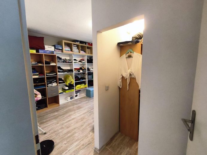 Einziehen und Wohlfühlen – Kinderzimmer mit Ankleide