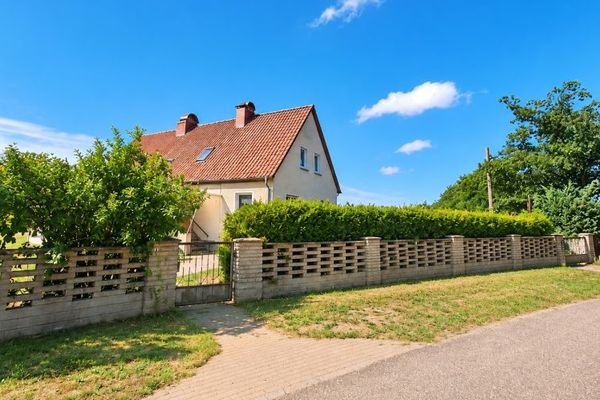 Viel Platz zum Leben – freistehendes Einfamilienhaus auf 3.746 m² Grundstück in Ziegelsdorf