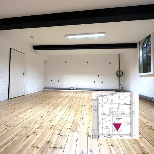 Loft único en patio interior en Eimsbüttel: con estilo y mucho carácter – großer Raum vorne