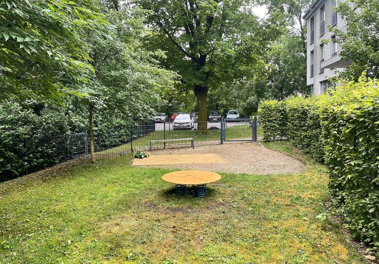 Modernes Loft mit 3,40 m Raumhöhe – Wohnen & Arbeiten in Top-Lage Pasing-Obermenzing – Spielplatz