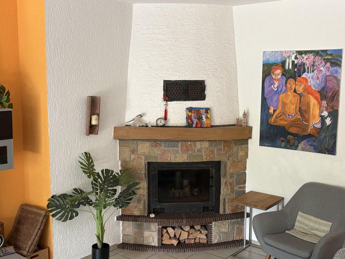 192 m²’lik geniş aile evi – modernize edilmiş, 7 oda, 3 banyo ve B enerji sınıfı – Kamin im WZ