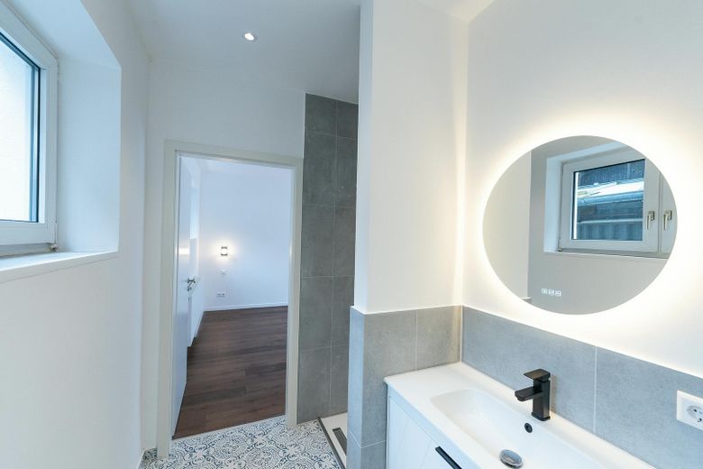 en-suite Bad
