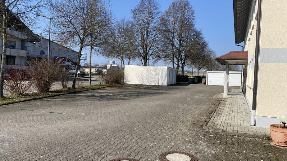 Hofeinfahrt