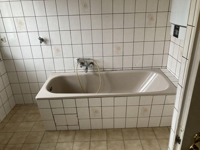 Doppelhaushälfte mit Ausbaureserve – Bad EG