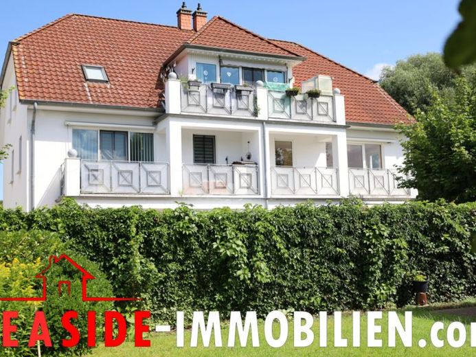 Bad Doberan: Gepflegte Eigentumswohnung mit großem Balkon, Stellplatz und zwei Abstellräumen – Foto 1