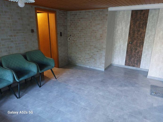Maison individuelle avec logement indépendant, prairie en pleine nature à Friedeburg – Esszimmer