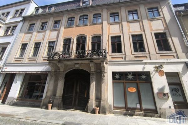 Historisches Wohn- und Geschäftshaus aus dem Jahr 1770 in zentraler Innenstadtlage