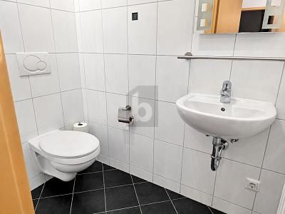 EXKLUSIVES WOHNEN ÜBER DEN DÄCHERN VON KONZ – 1784682054_0318b09.jpg