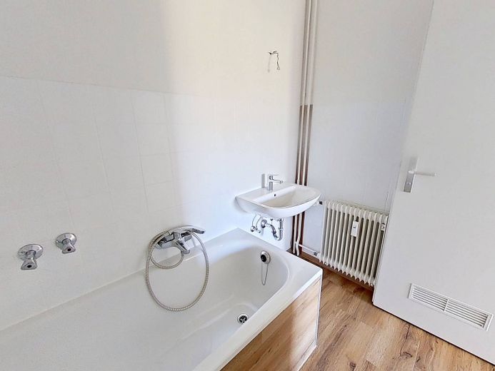 ++ TYLKO Z WBS! Wyremontowane mieszkanie 3-pokojowe z balkonem  ++ – Ansicht I: Badezimmer