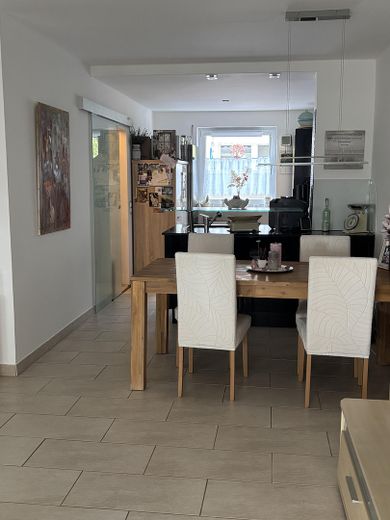 Gepflegtes Reihenmittelhaus mit Balkon, Terrasse und kleinem Garten – Foto 15