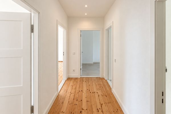 Zonder makelaarscourtage | Volledig gerenoveerd oud appartement met 3 kamers in Schmargendorf