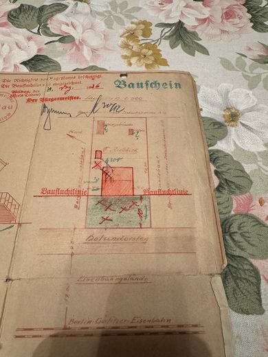 Gr. Einfamilienhaus in Wassernähe, Keller, Grün, 2 getrennte Wohnungen möglich. – Foto 29