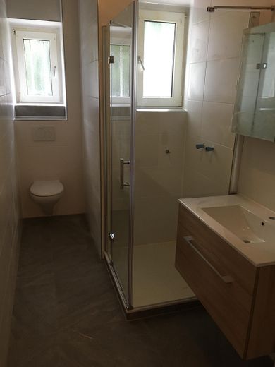 Innenstadt Ost am Westfalenpark: 3,5-Zi.-Wohnung mit Südwestbalkon und Küche! – Bad mit Dusche und Fenster