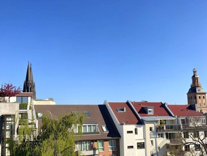 Renditeknaller im Herzen von Köln – Domblick