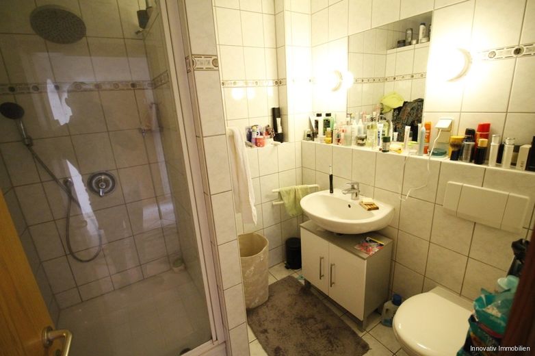 Tolles Zweifamilienhaus direkt am Rodenhofer Naturschutzgebiet – Bad ELW
