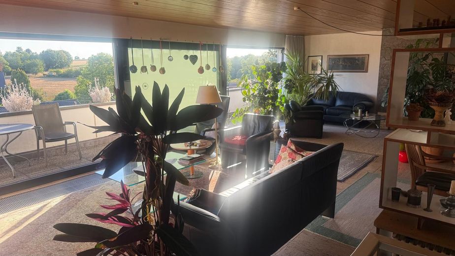 Sehr schönes Einfamilienhaus mit Schwimmbad und Sauna in Heilbronn – Foto 1