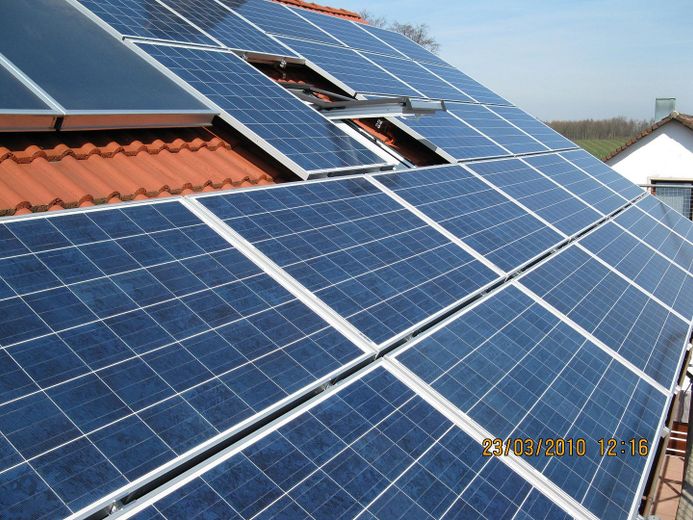 Photovoltaikanlage auf Dach