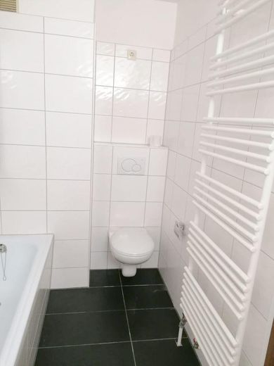 Sehr, schöne, helle 2 Zi-Whg mit EBK, Terrasse und Autoabstellplatz in Würzburg-Frauenland – Foto 6
