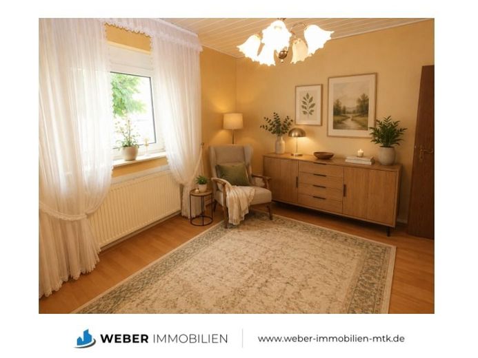 1-2 Generationenhaus mit SONNEN-Garten in RUHIGER Seitenstraße von WEILBACH – KI generiertes Einrichtungsbeispiel für Wohnzimmer 2