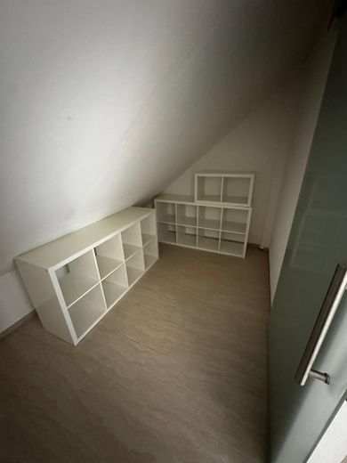 Mieszkanie dwupoziomowe z antresolą, ogrodem zimowym i widokiem na Walberla – Speißekammer