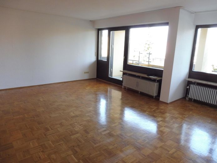 Großzügige 3-Zimmerwohnung, 96 m², in bester Lage Würzburg-Frauenland – WZ